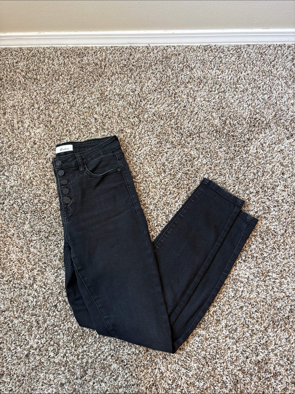 ✨KanCan Black Skinnies✨